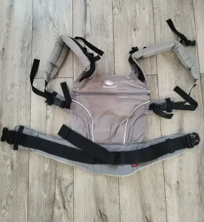 Nosítko Manduca First DarkGrey 2018