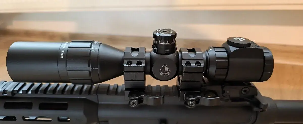 Puškohled UTG bugbuster 3-9x32