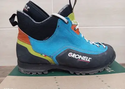 Boty Gronell Scais