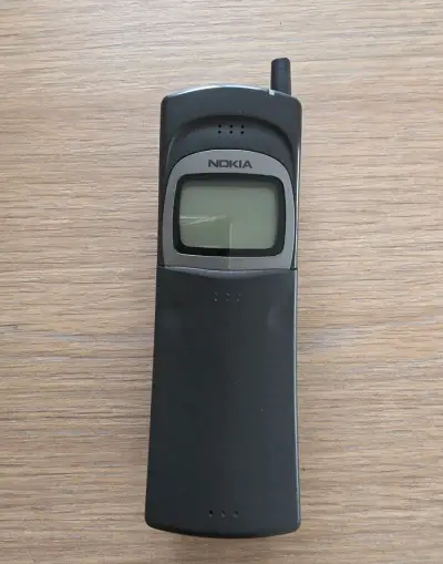 Nokia 8110i