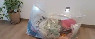 Mix krásného dívčího oblečení 128/134