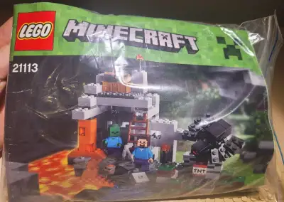 Lego Minecraft 21113