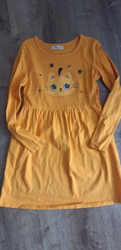 Dívčí šaty