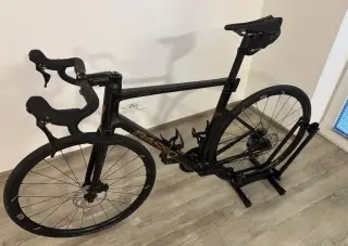 BASSO VENTA R 2024 – Shimano 105 2x12 – Microtech MCT – karb
