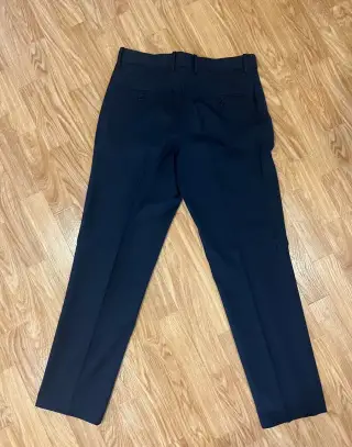 Oblek H&M
