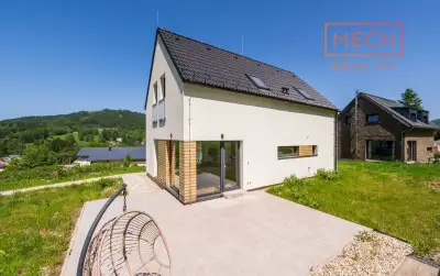 Prodej rodinného domu 119 m², pozemek 1459 m² - Okružní 1576