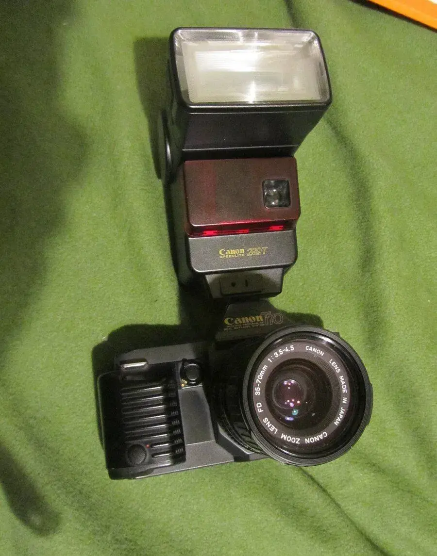 Canon T-70