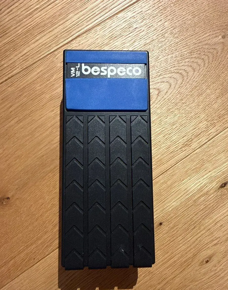 Volume pedál Bespeco VM12L