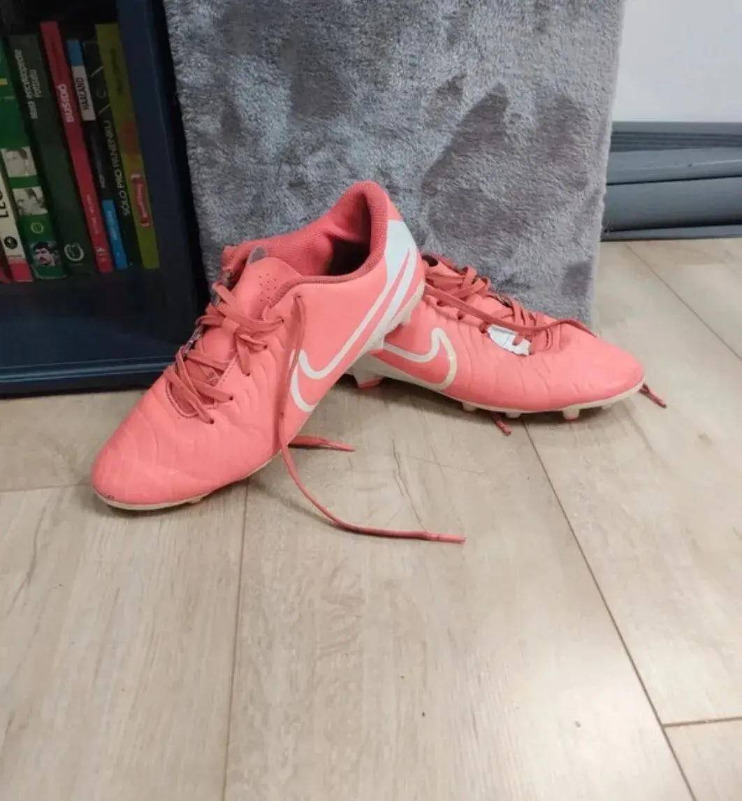 Kopačky Nike velikost 40,5 růžové