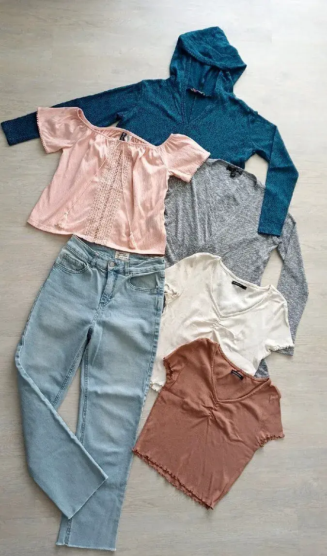 Dívčí SET: džíny, cropp top trička, mikina, kardigan vel. S