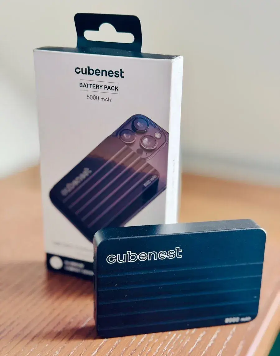 Cubenest magnetická bezdrátová powerbanka 5000 mAh MagSafe