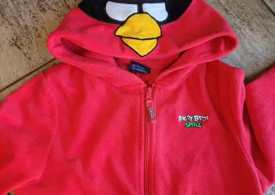 Overal Angry Birds Next vel. 10 let. 140-146