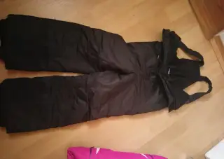 Zimní lyžařské kalhoty Lupilu 110/116