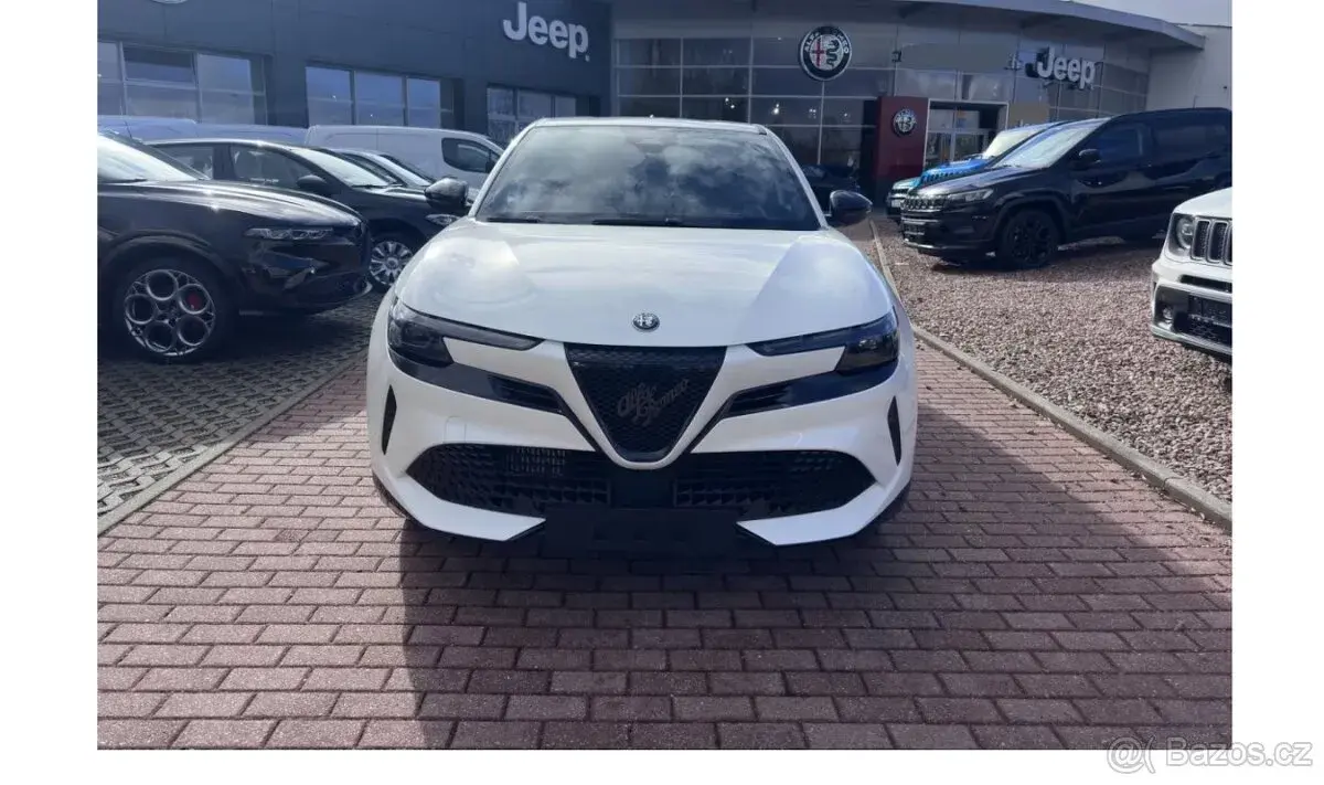 Junior Ibrida MHeV 145ps Aut Nav Temp LED AL17 Klimtr 8/26