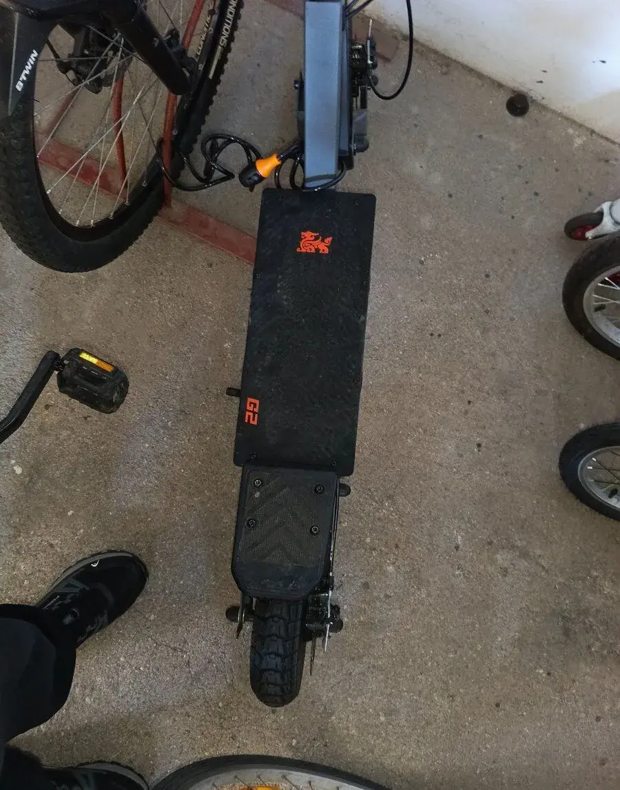 Kukirin g2