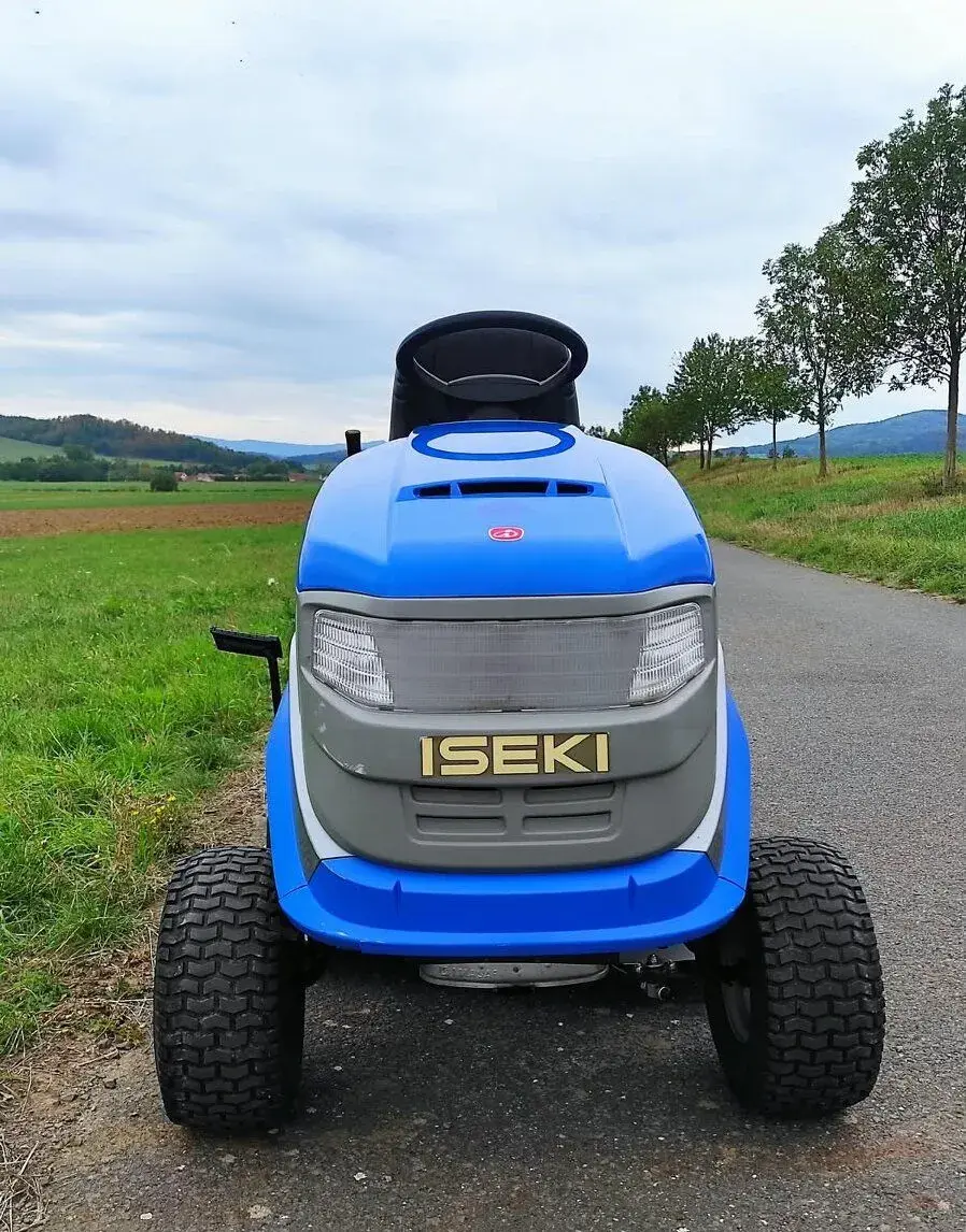 Zahradní traktor trakturek Iseki CM 7113 H