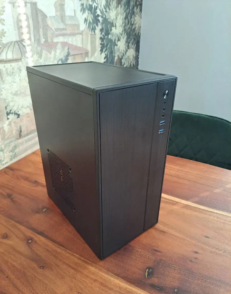 Kancelářský PC (i5, 16gb ram, gt1030, ssd, win11, office24)