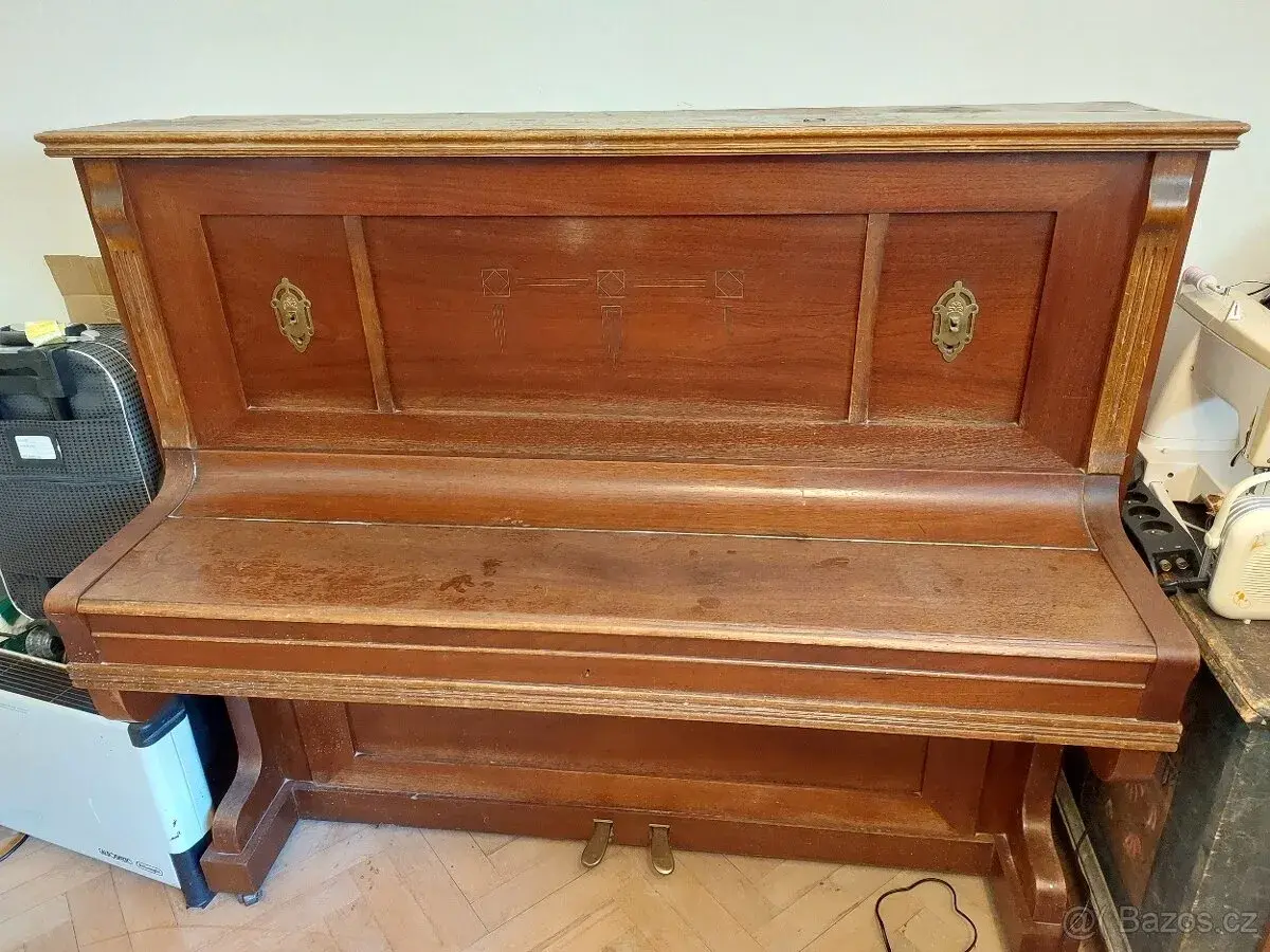 HOFMANN & CZERNY pianino