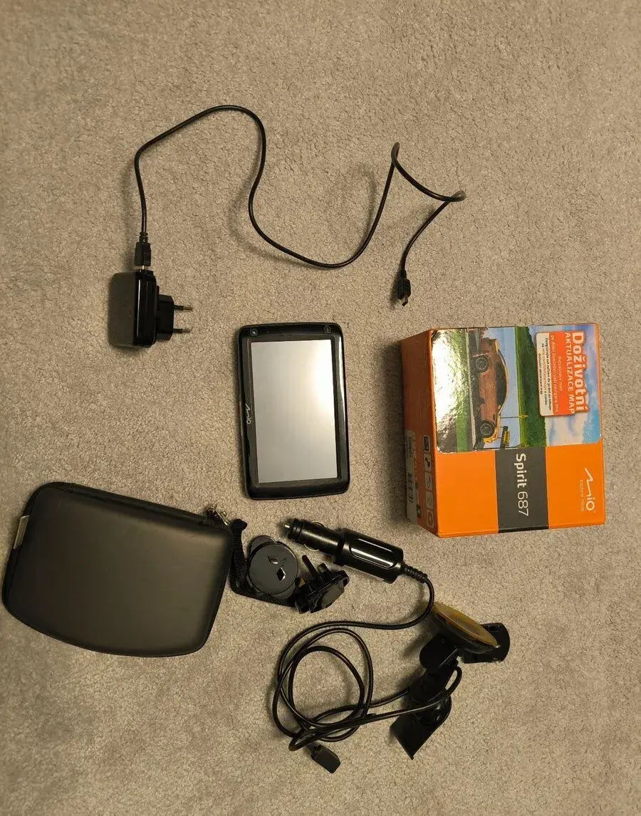 Navigaci Mio Spirit 687
