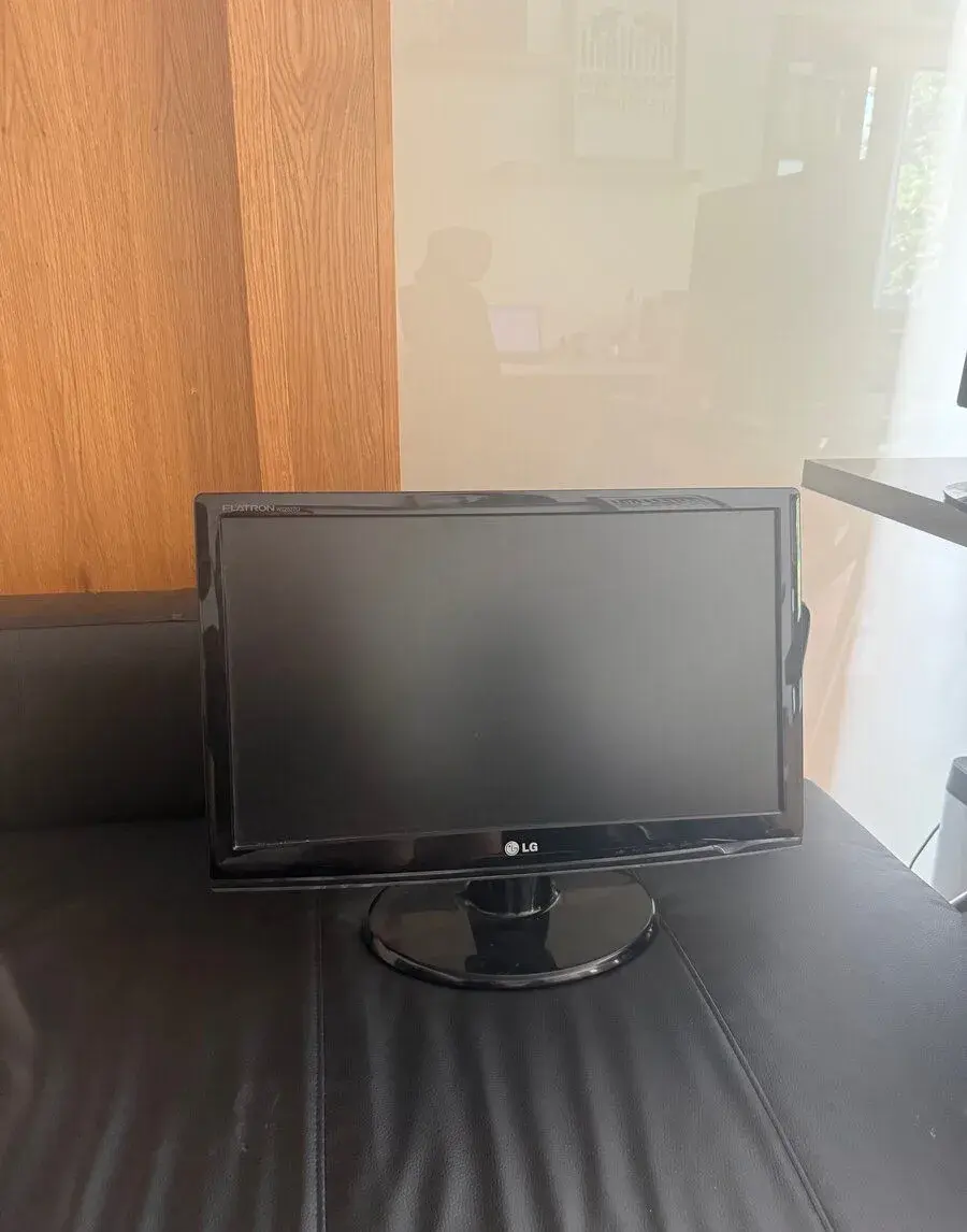 Staré monitory