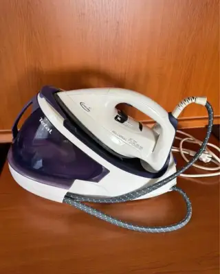 Parní žehlící Tefal Pro Express