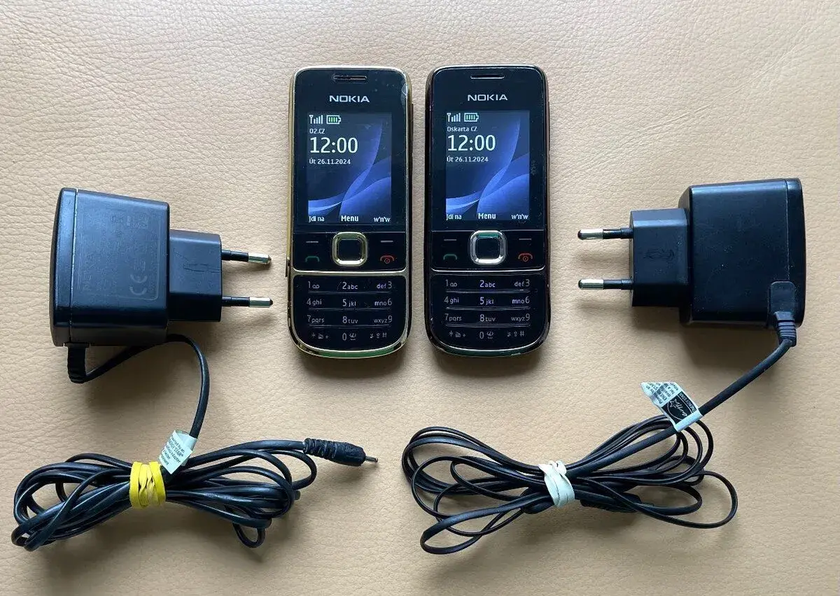 Nokia 2700c