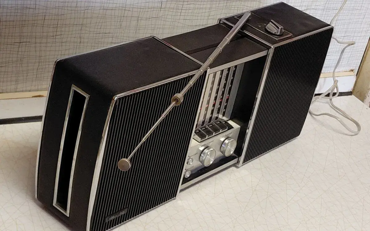 Rádio PHILIPS 22RL693/00