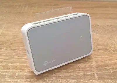 Switch TP-Link TL-SF1005D