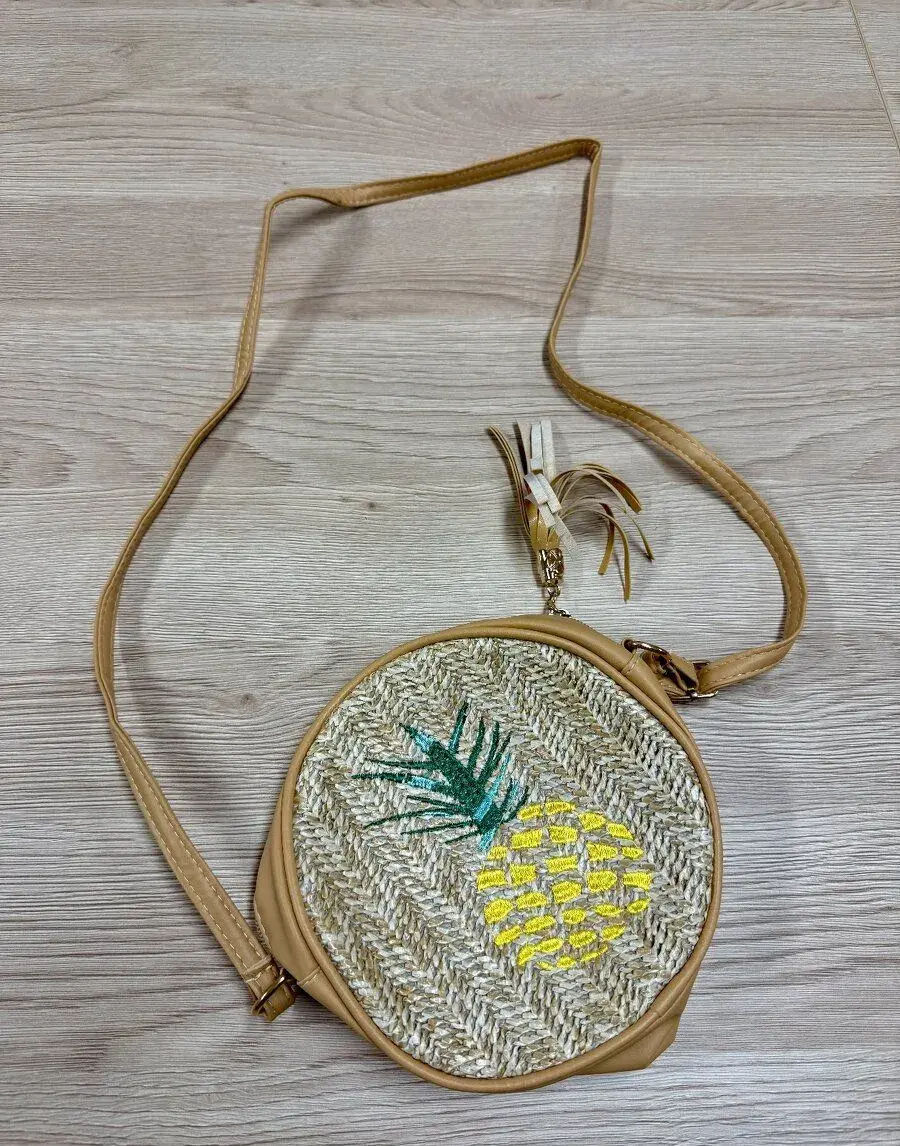 Nádherná ratanová "ananas" hnědá kabelka