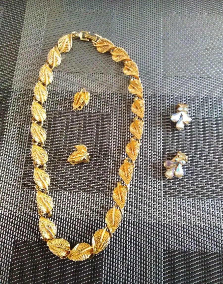 Bižuterie starší