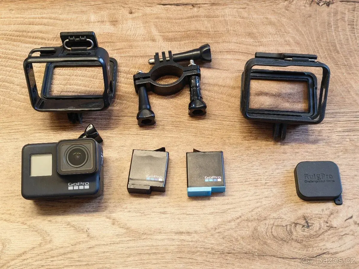 GoPro HERO 7 Black + příslušenství + 2x baterie