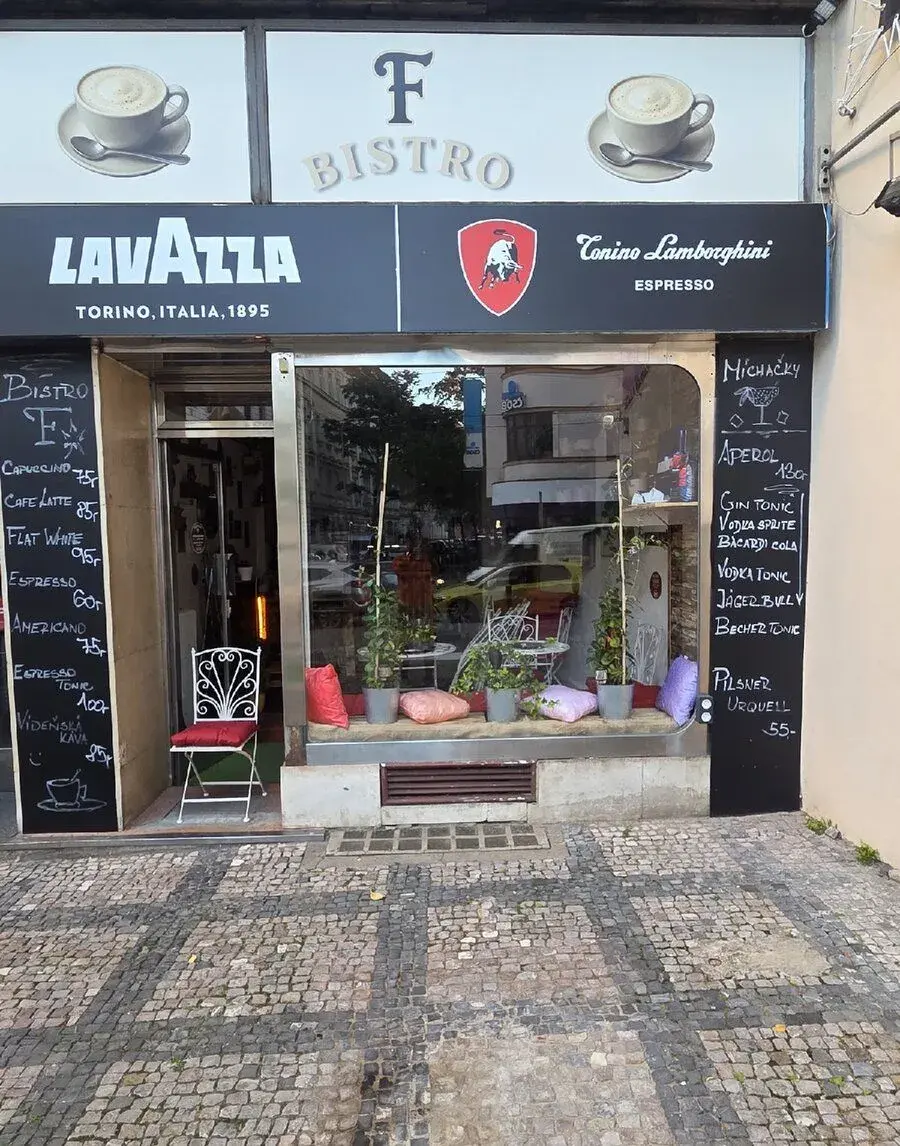 Vybavení kavárny,restaurace