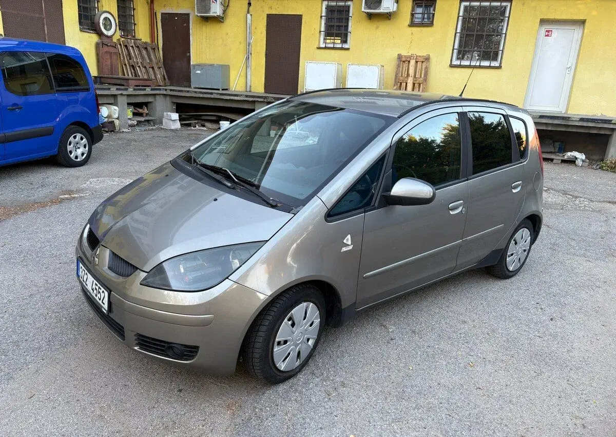 Mitsubishi Colt – 2008, 176 017 km