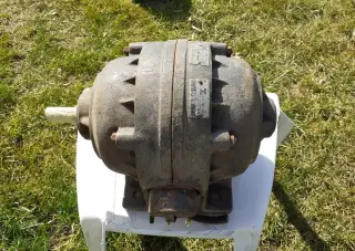Elektromotor AEG
