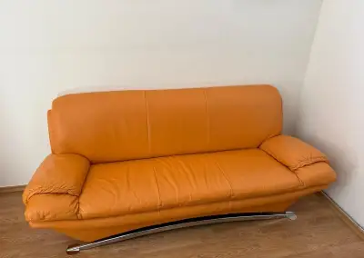 Kožená pohovka z pravé kůže – skvělý stav