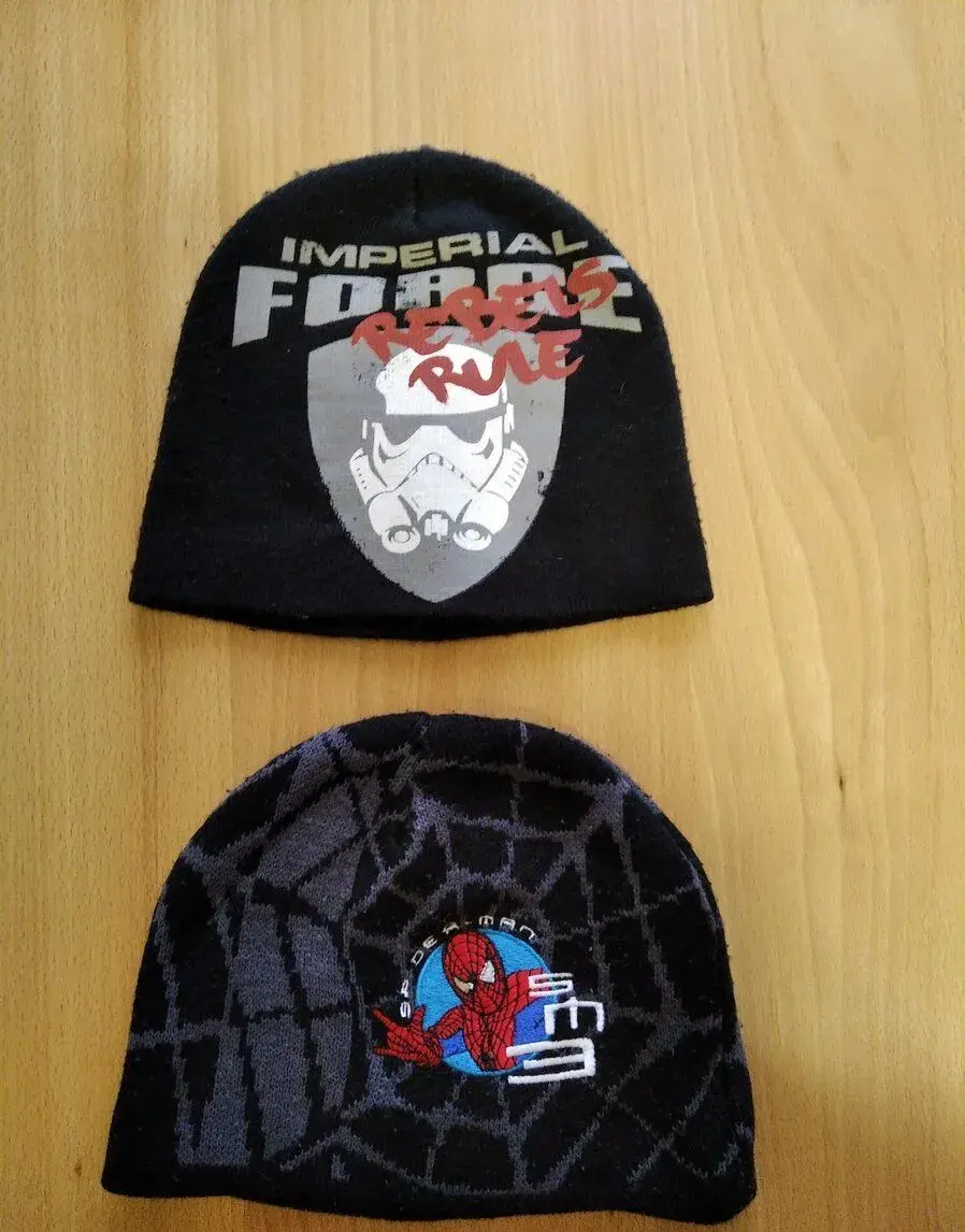 čepice zimní Spiderman a Starwars