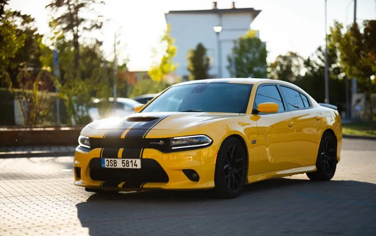Dodge Charger – 2017, 186 000 km
