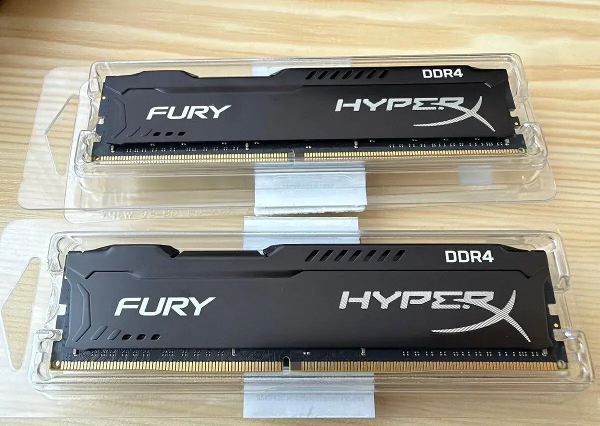 DDR4 HyperX 32GB (2x16GB) KIT RAM Operační paměť 2400MHz