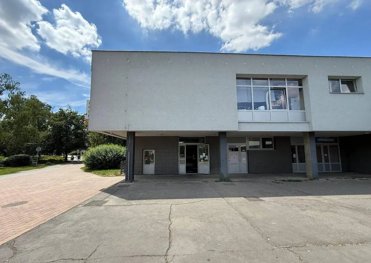 Pronájem komerční Obchodní prostory, 28㎡ Orlová 73514