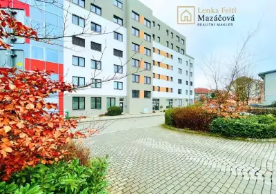Pronájem zděného bytu 2+kk s velkou terasou, Olomouc