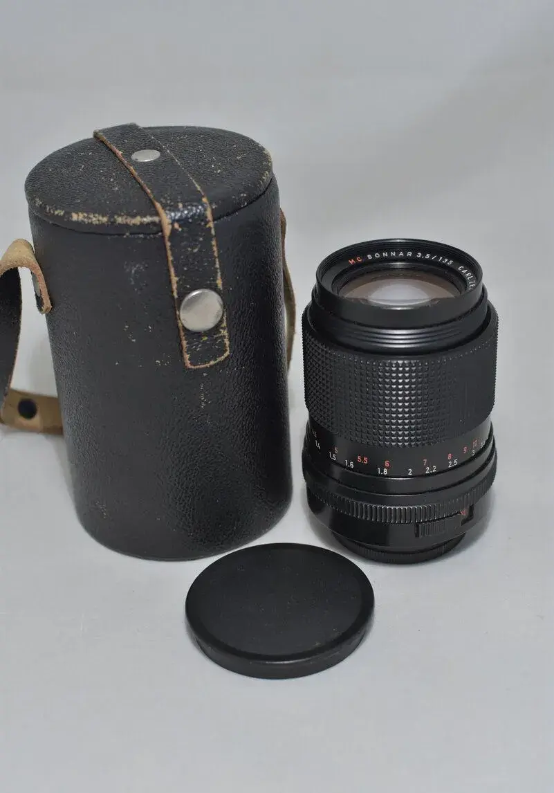MC SONNAR 135/3,5 CARL ZEISS JENA.M42 závit.