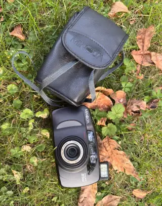 Minolta Riva Zoom 115 EX