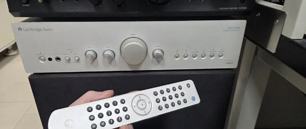 Zesilovač Cambridge audio Azur 540