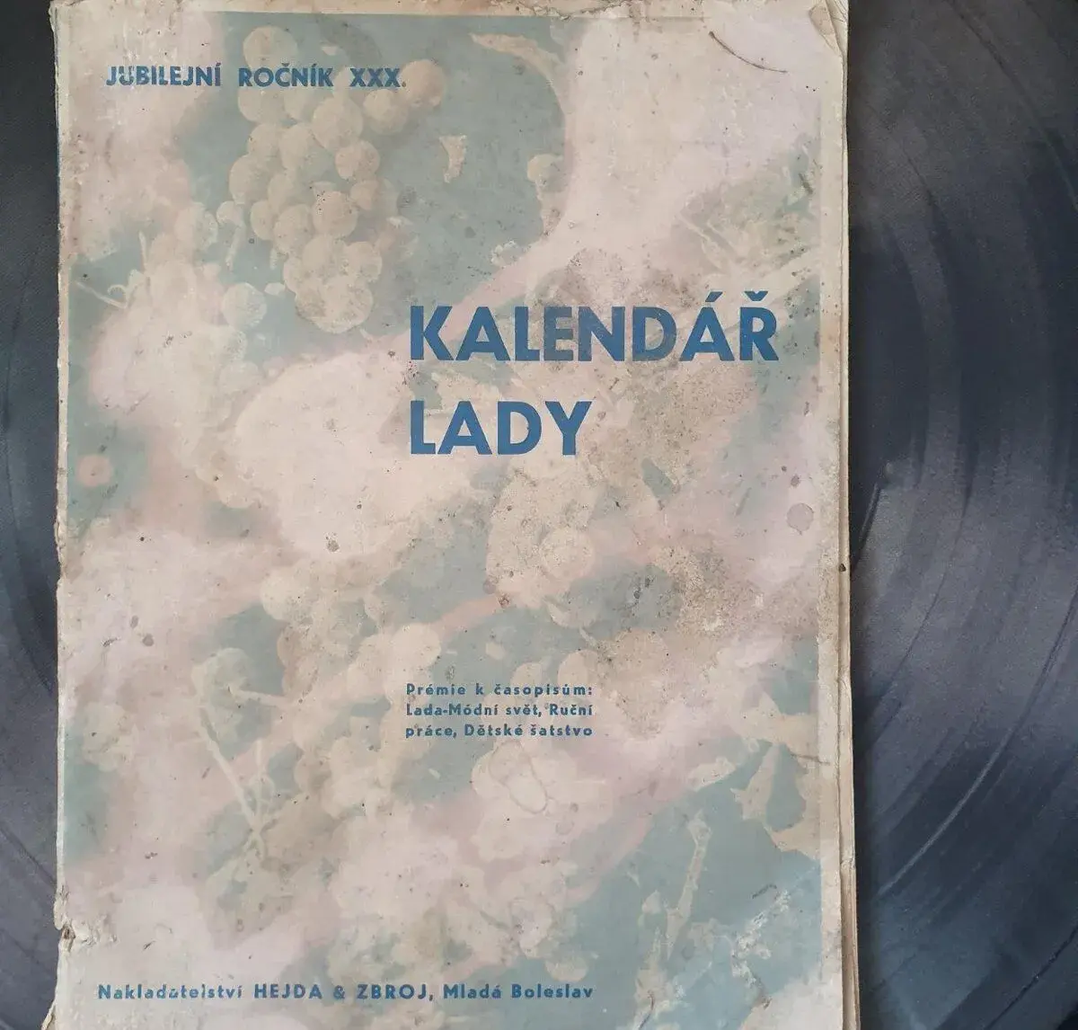 Kalendář Lady - ročník XXX - 1942