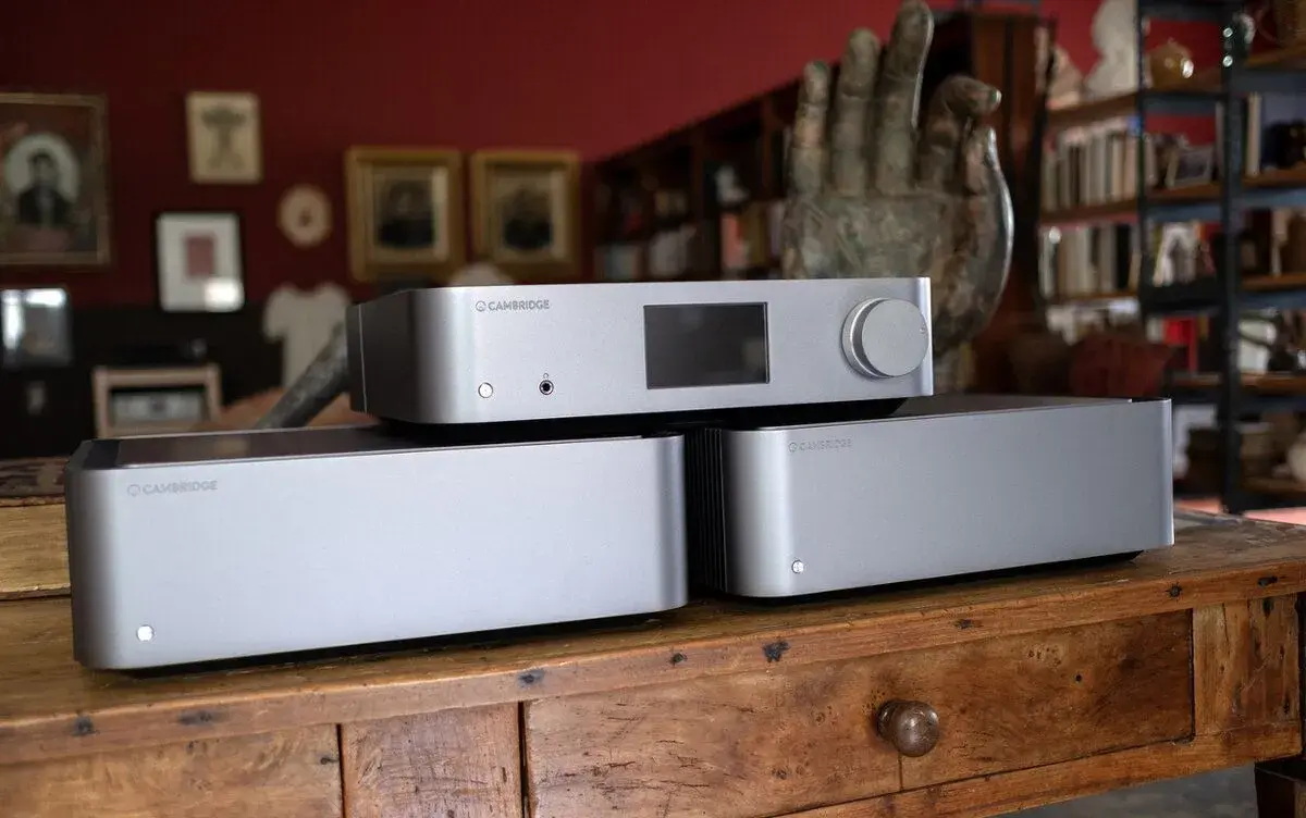Cambridge Audio Edge M - koncové zesilovače -monobloky