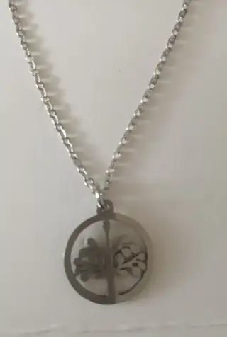 Přívěsek Strom života + řetízek.