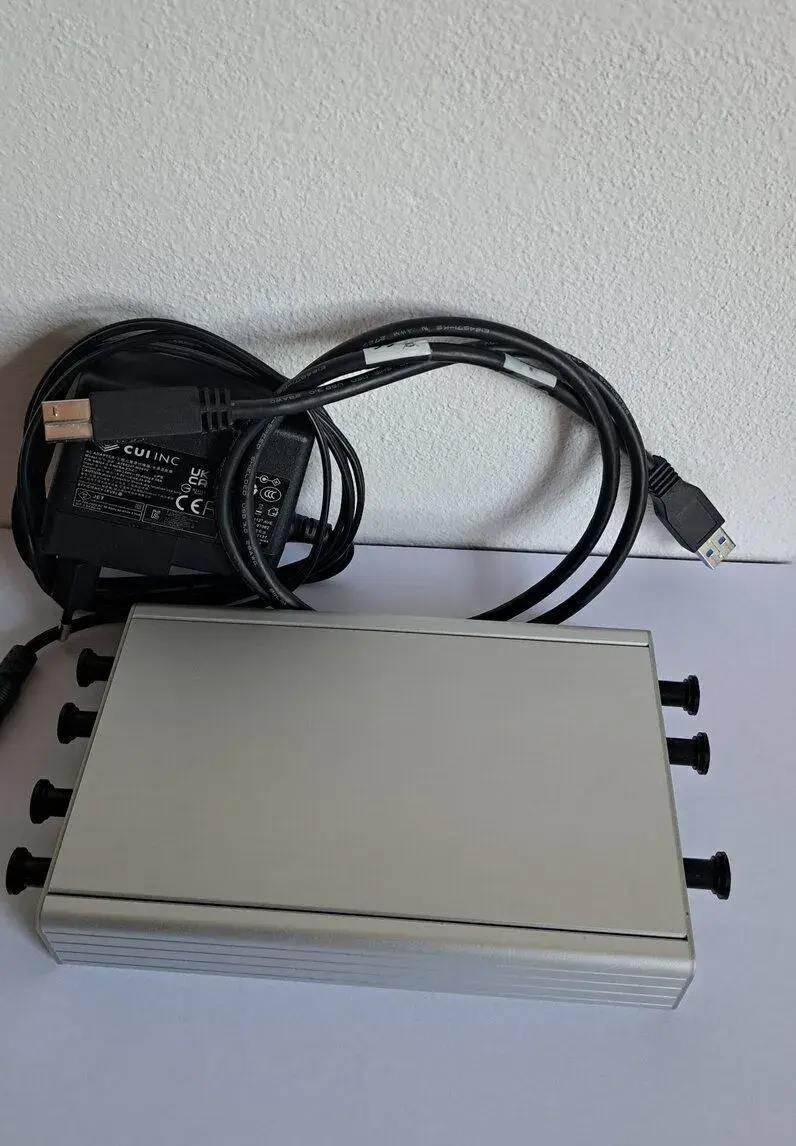 SDR USRP Ettus B210