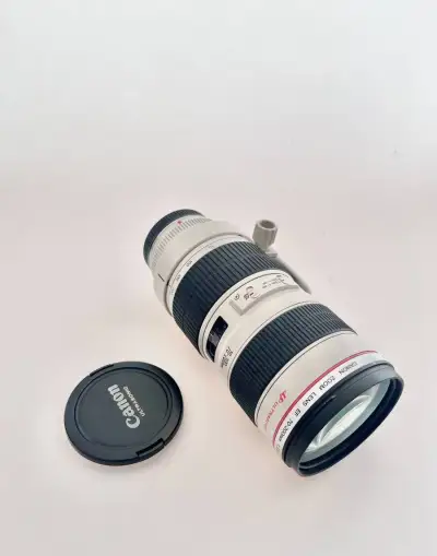 Canon EF 70–200mm f/2.8L USM – 9 900 Kč