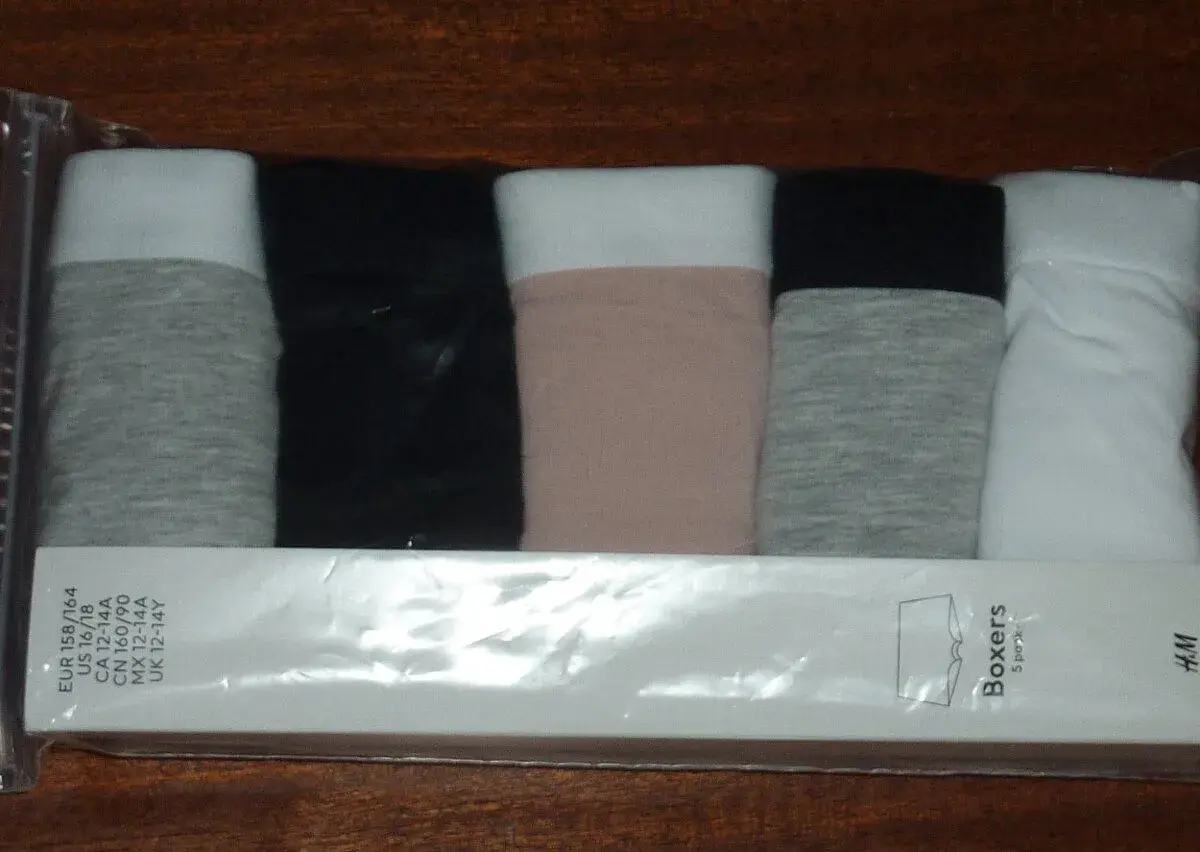 Nové-H&M-5x Kalhotky-trenýrky na slečnu 10-12 Let