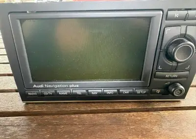 Autorádio Audi RNS-E